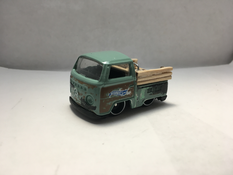 Illustration for article titled Volkswagen T2 pickups